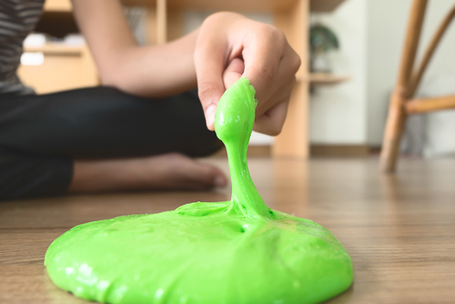 Can I make slime with contact lens solution?