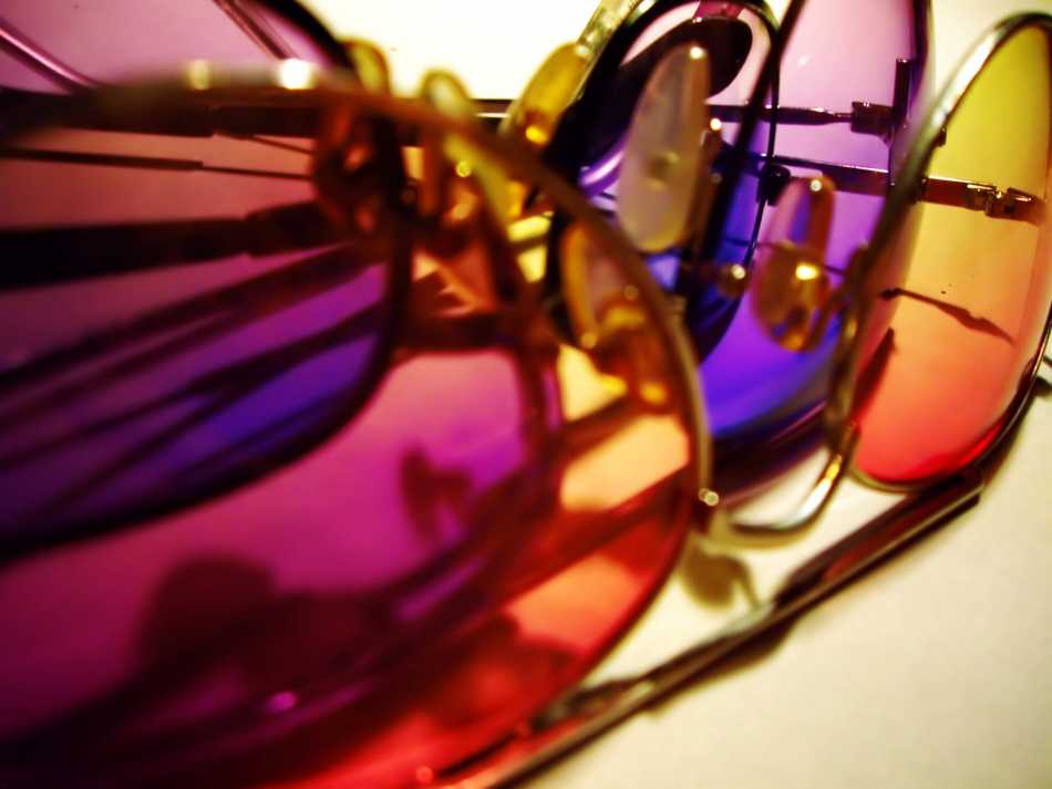 The Hidden Dangers of Counterfeit Sunglasses