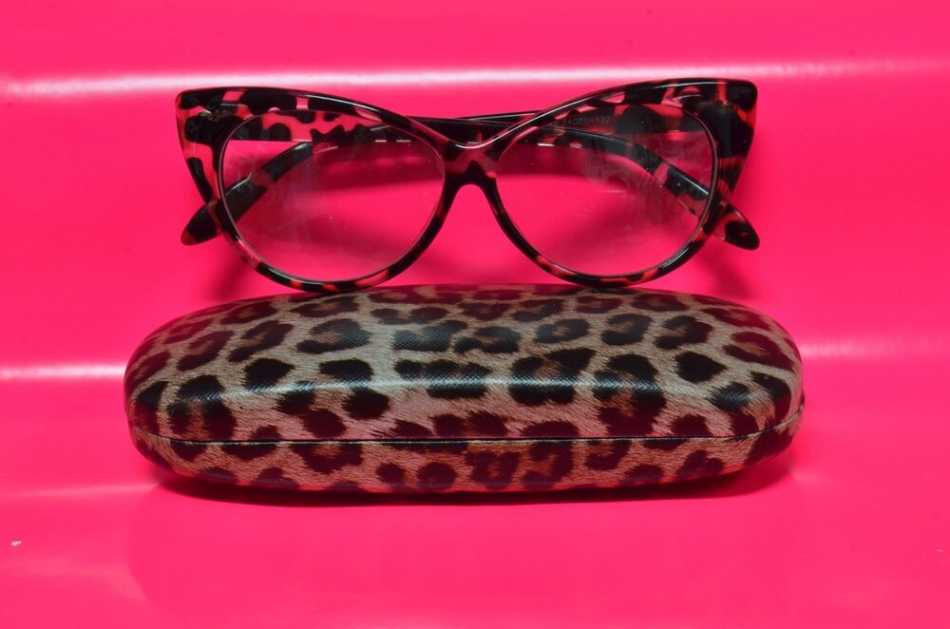 The Animal Print Glasses Trend